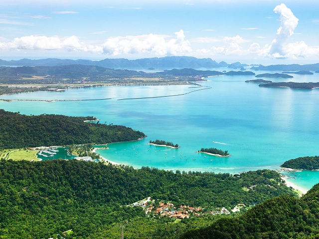 Cùng EVA Air tìm kiếm thiên đường biển đảo ở Malaysia