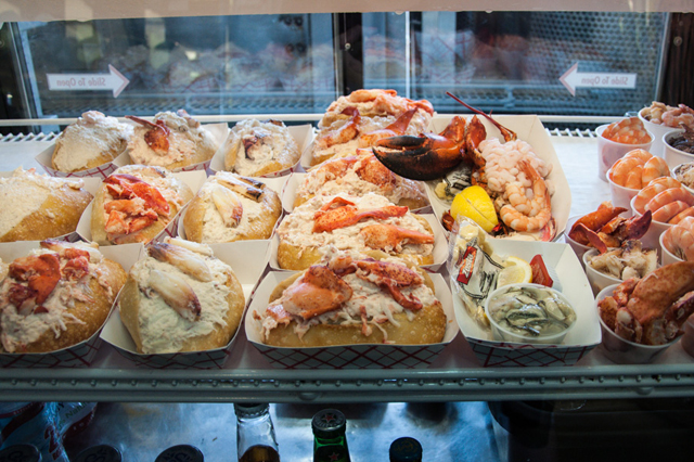 Những món hải sản tươi ngon đươc phục vụ tại Fisherman’s Wharf