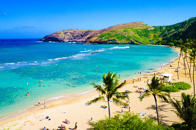 Những bờ biển xinh đẹp ở Hawaii là nơi hưởng tuần trăng mật lý tưởng