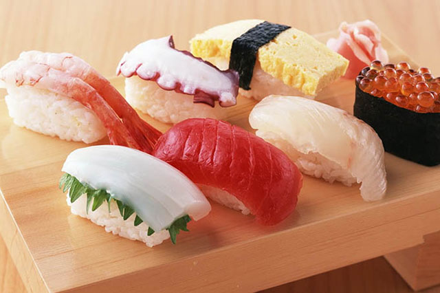 On 6 Sushi phục vụ đa dạng các loại sushi